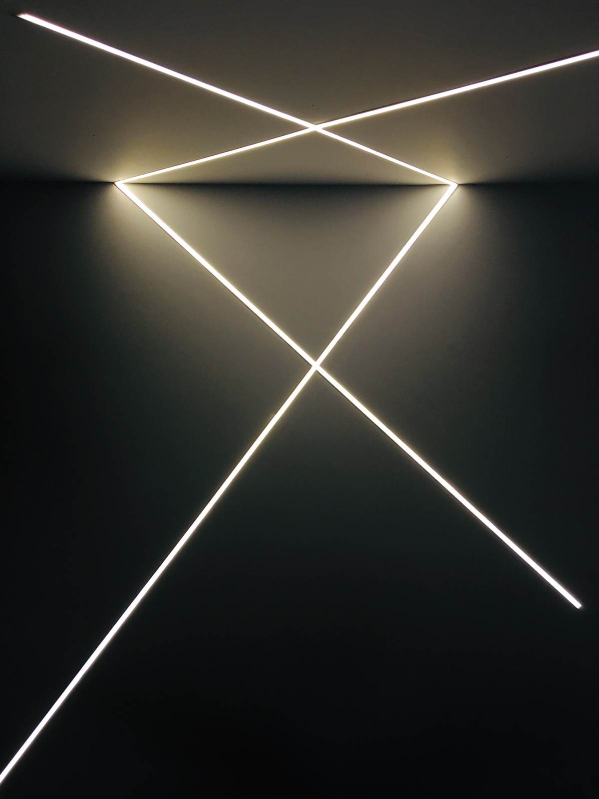 Read more about the article Jak wybrać odpowiednią taśmę LED do swojego projektu?